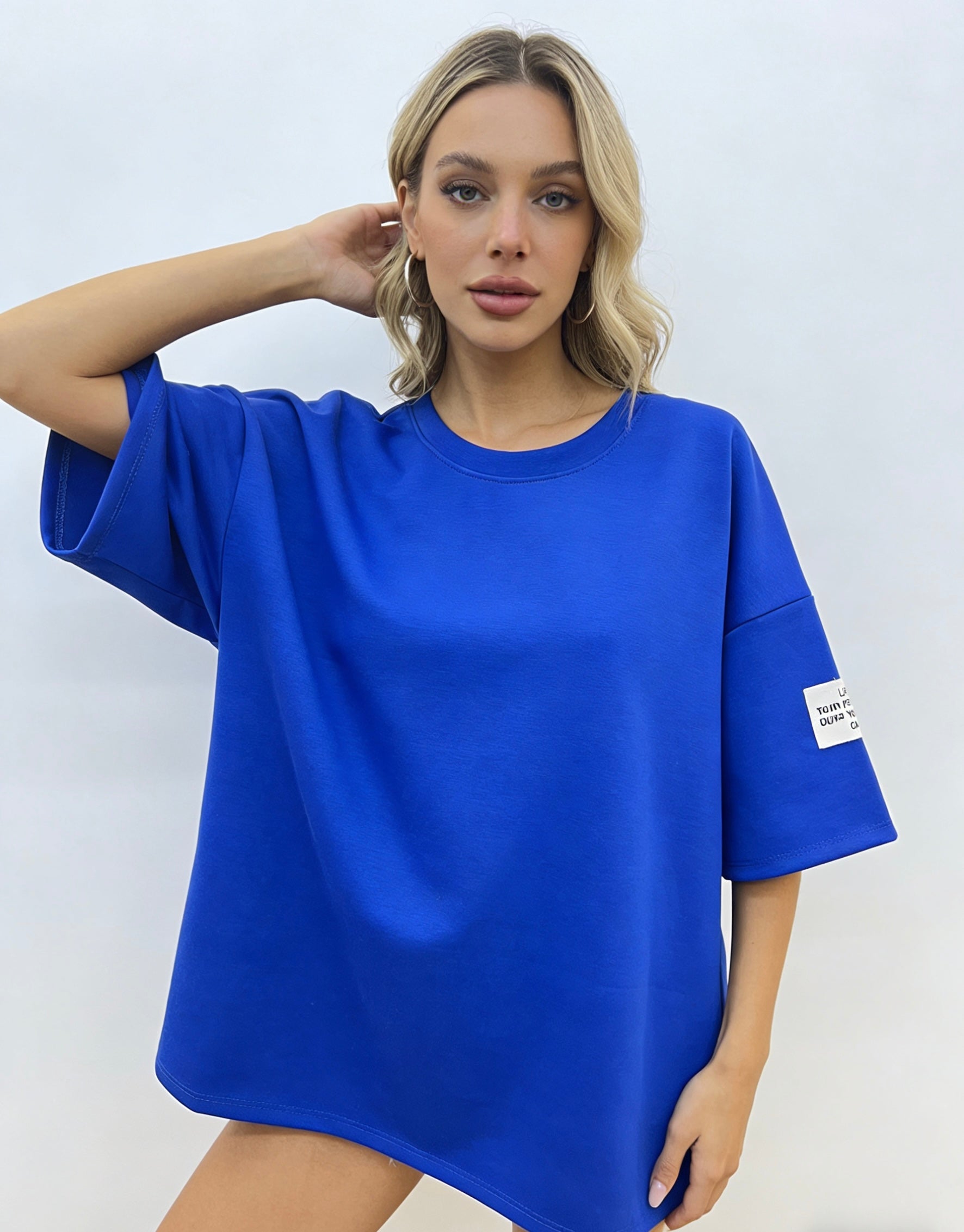 Oversize T-Shirt mit Etikett für Damen lässig und bequem