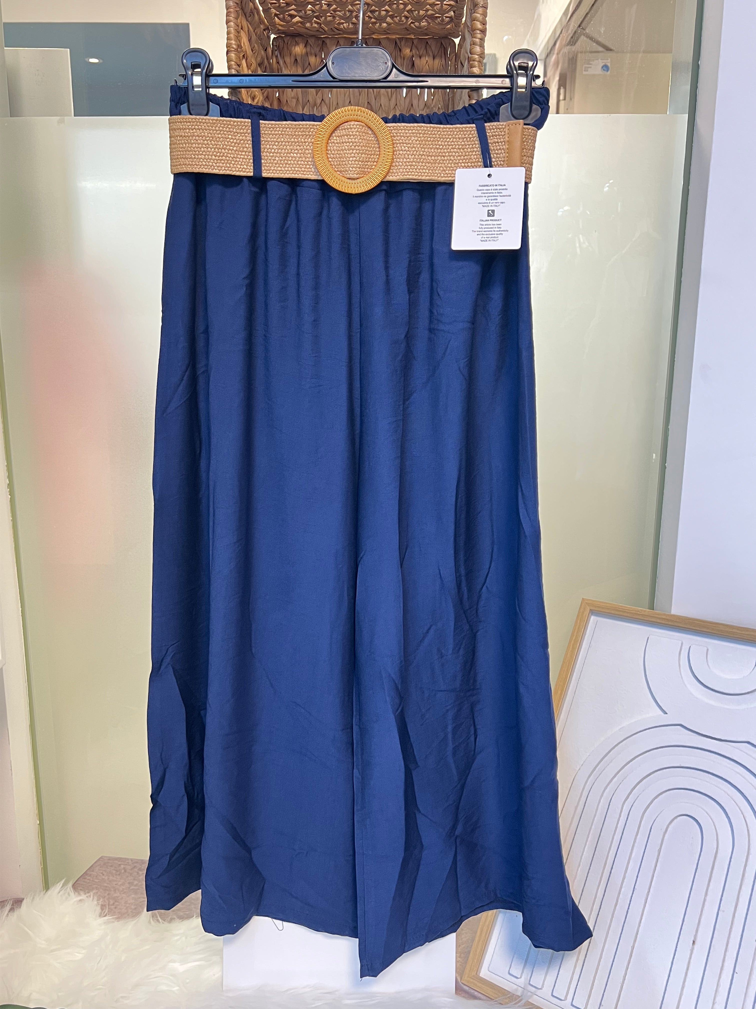 Damen-Hose mit breiten Beinen und gratis Gürtel (zufälliges Design)für einen stilvollen Look