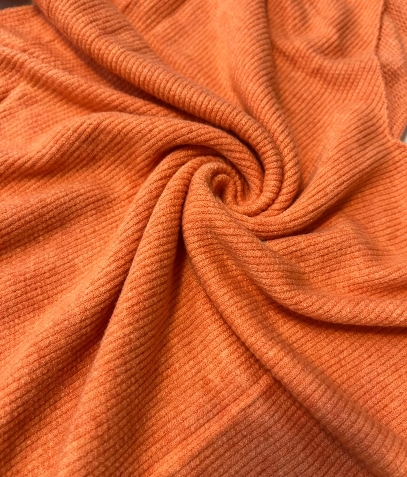 Artikel-Nr: 26161 Pulli Basic mit Kette